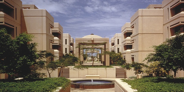 موعد التسجيل في جامعة الملك عبد العزيز 1445 متى يبدا التسجيل في جامعة الملك عبدالعزيز 2023؟