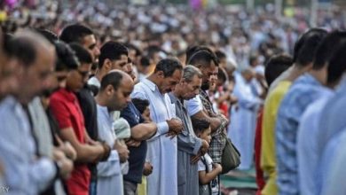 ما حكم صلاة عيد الفطر بدون خطبة؟