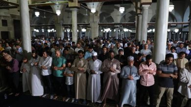 ما يقال بين التكبيرات في صلاة العيد